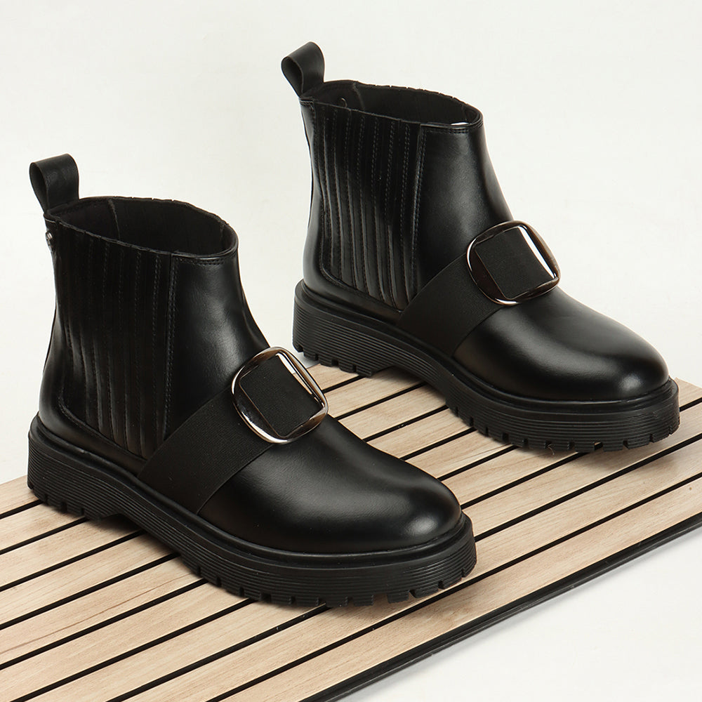 Women Casual Block-Heeled Chelsea Boots With Buckle Details
