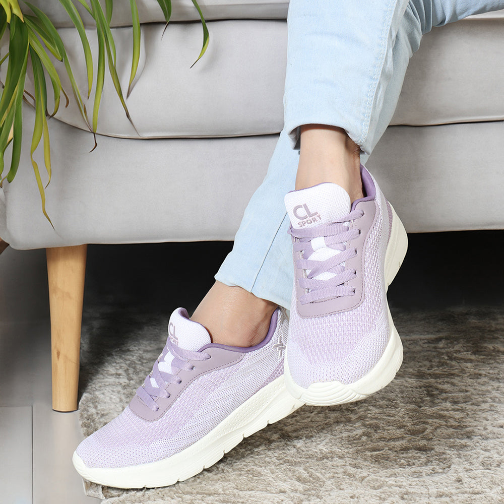 Women Mesh Flyknit Technology Lace-Up Sports Shoes