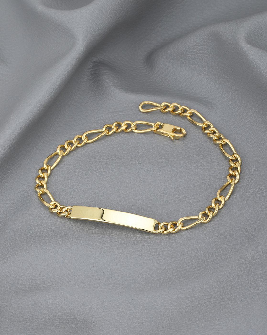 Men 18kt Gold Plated Bar Figaro ID Chain Bracelet