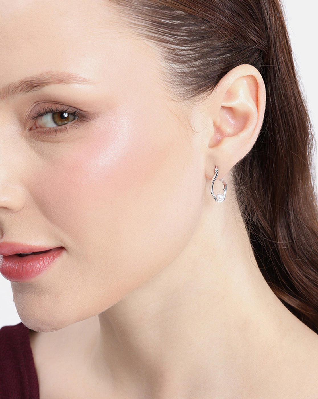 Rhodium Plated Pearl Contemporary Hoop Earring