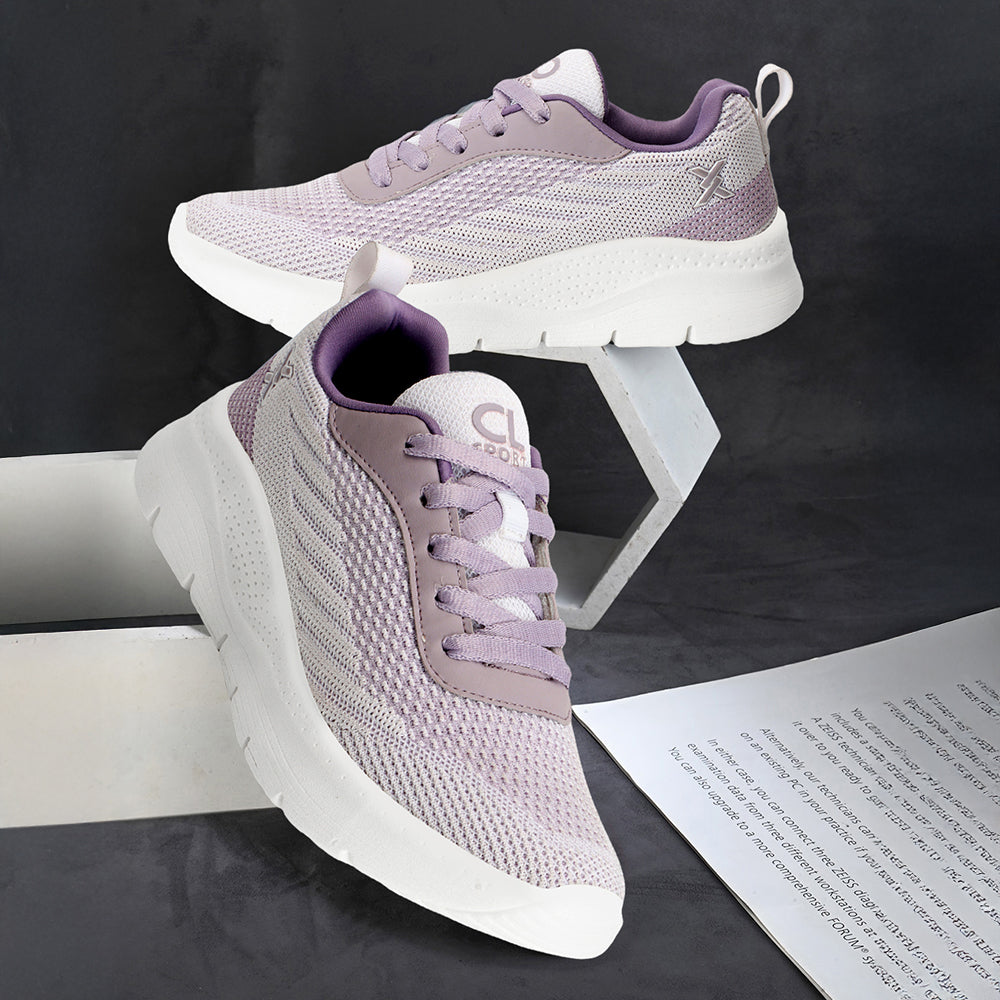 Women Mesh Flyknit Technology Lace-Up Sports Shoes