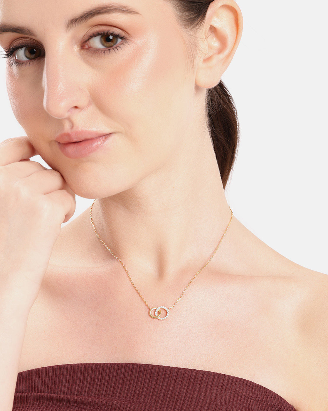 18kt Gold Plated CZ Interlocking Circle Necklace