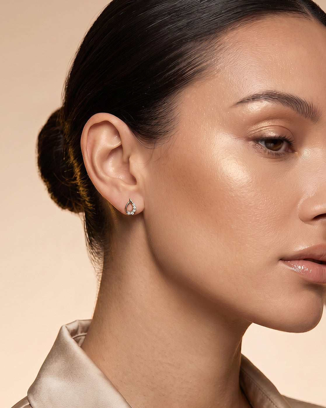 925 Sterling Silver 18kt Gold Plated CZ Teardrop Petite Stud Earring