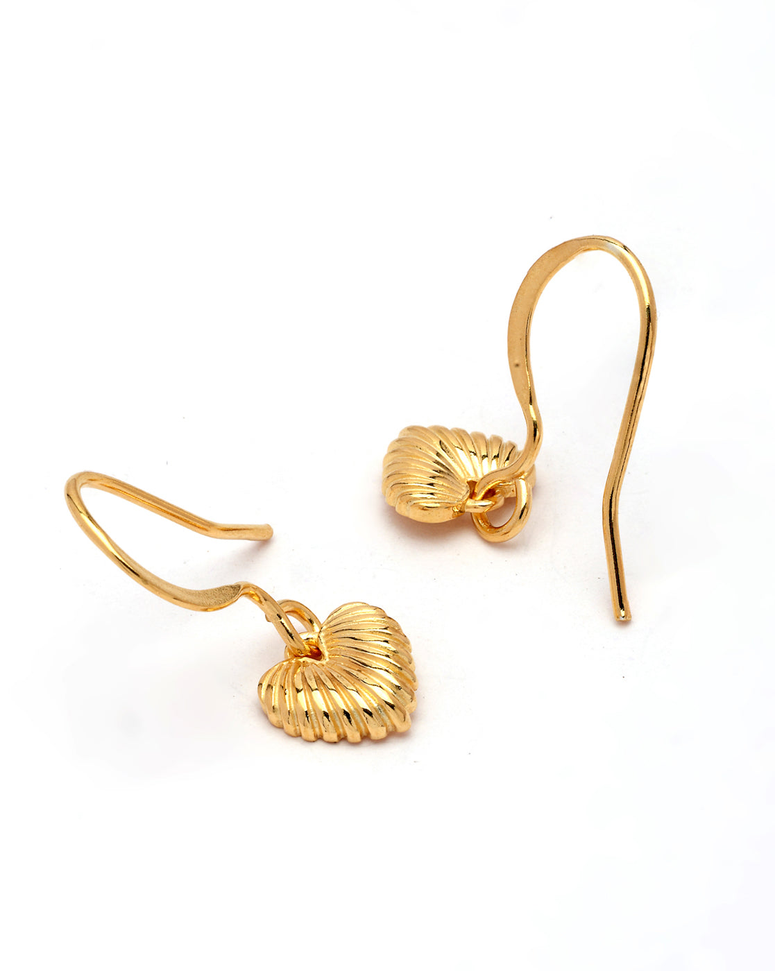 18kt Gold Plated Dangling Heart Drop Earring