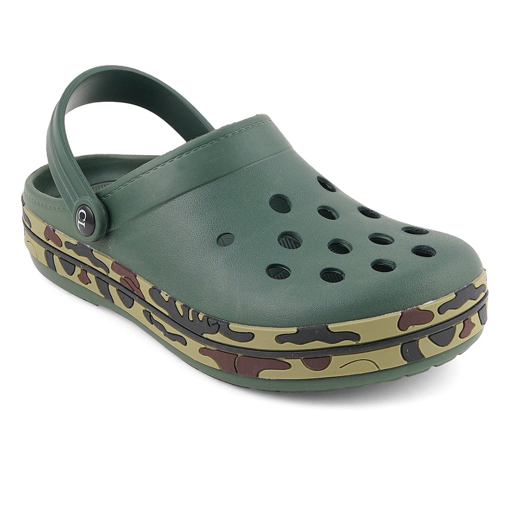 Men Perforated Comfort Clogs with Camouflage Sole