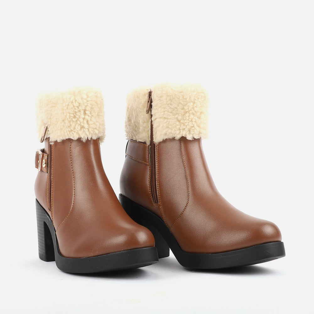 Carlton London Women Boot