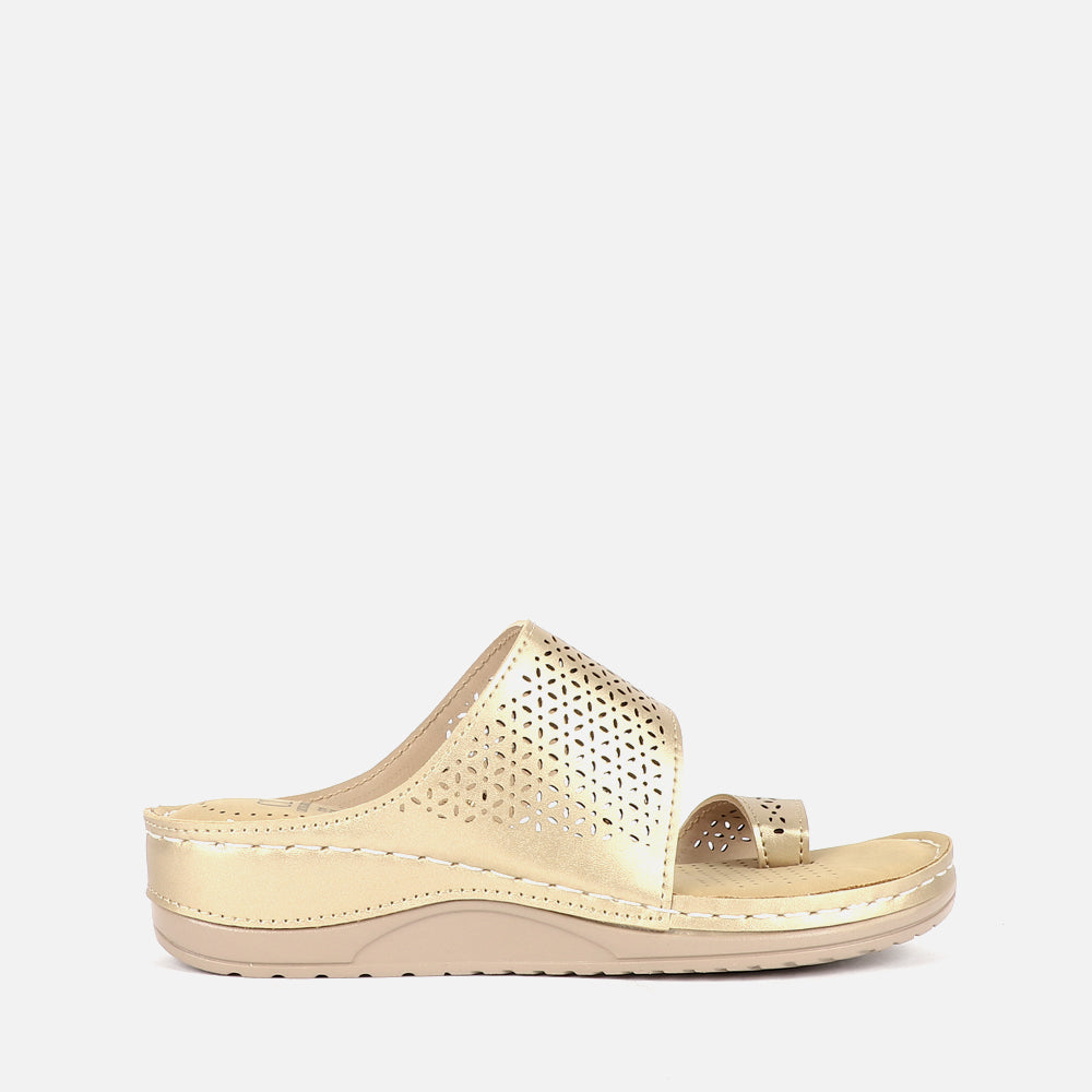 Carlton london hot sale gold sandals