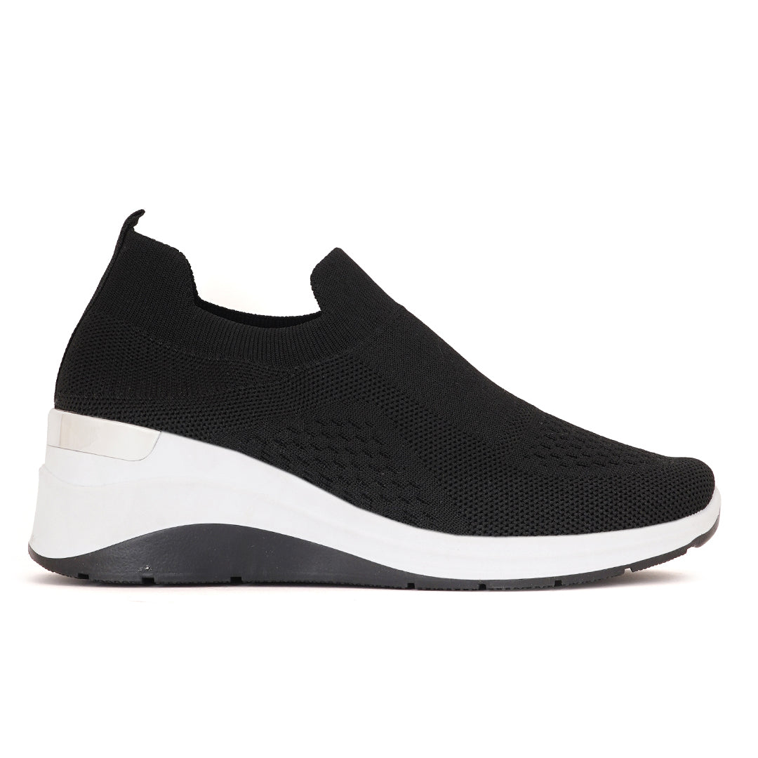 Women Comfortable Flyknit Lightweight Slip-On Sneakers