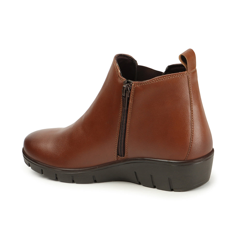 Women Synthetic Solid Sild Zipper Chelsea Boots