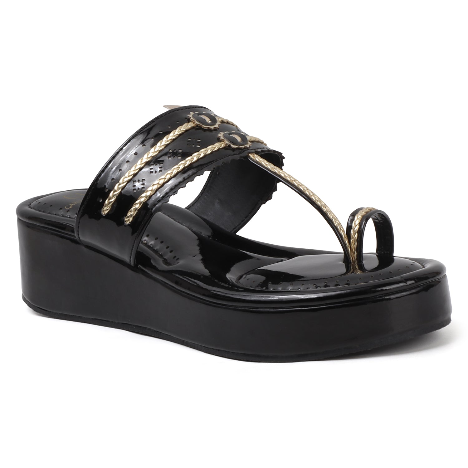Traditional Toe-Ring Wedge Sandals with Metallic Detail