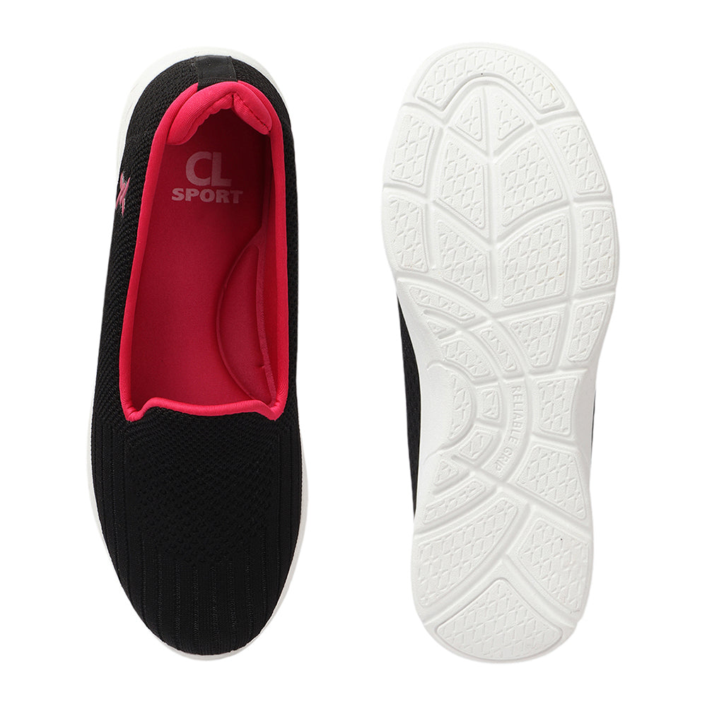 Women Textured Round Toe Flyknit Mesh Slip-On Sneakers