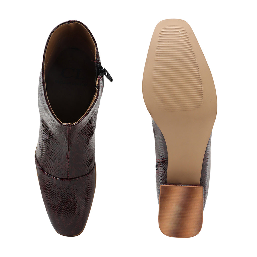 Women Casual Textured Zippered Boots