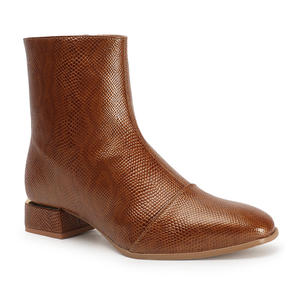 Women Casual Textured Zippered Boots