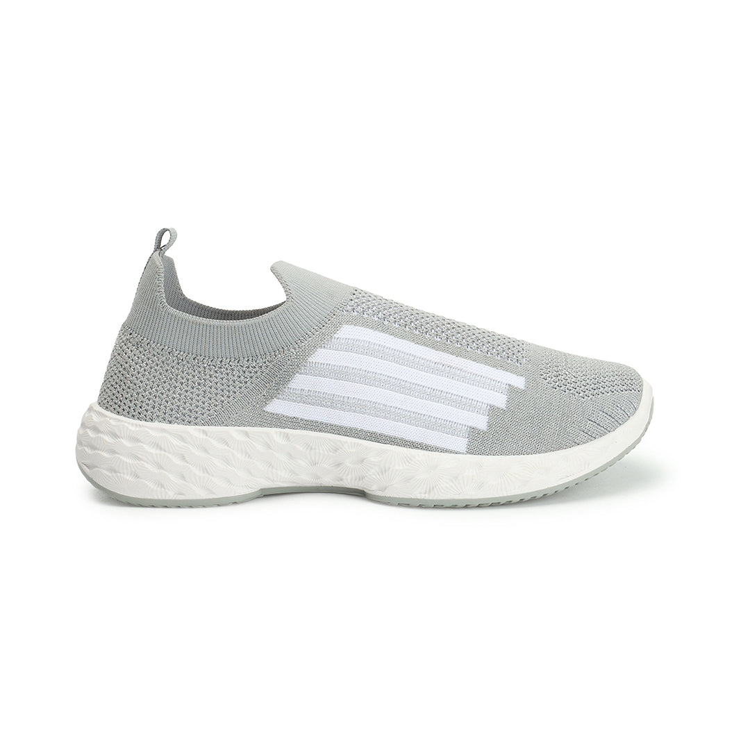 Women Woven Design Lightweight Slip On Sneakers