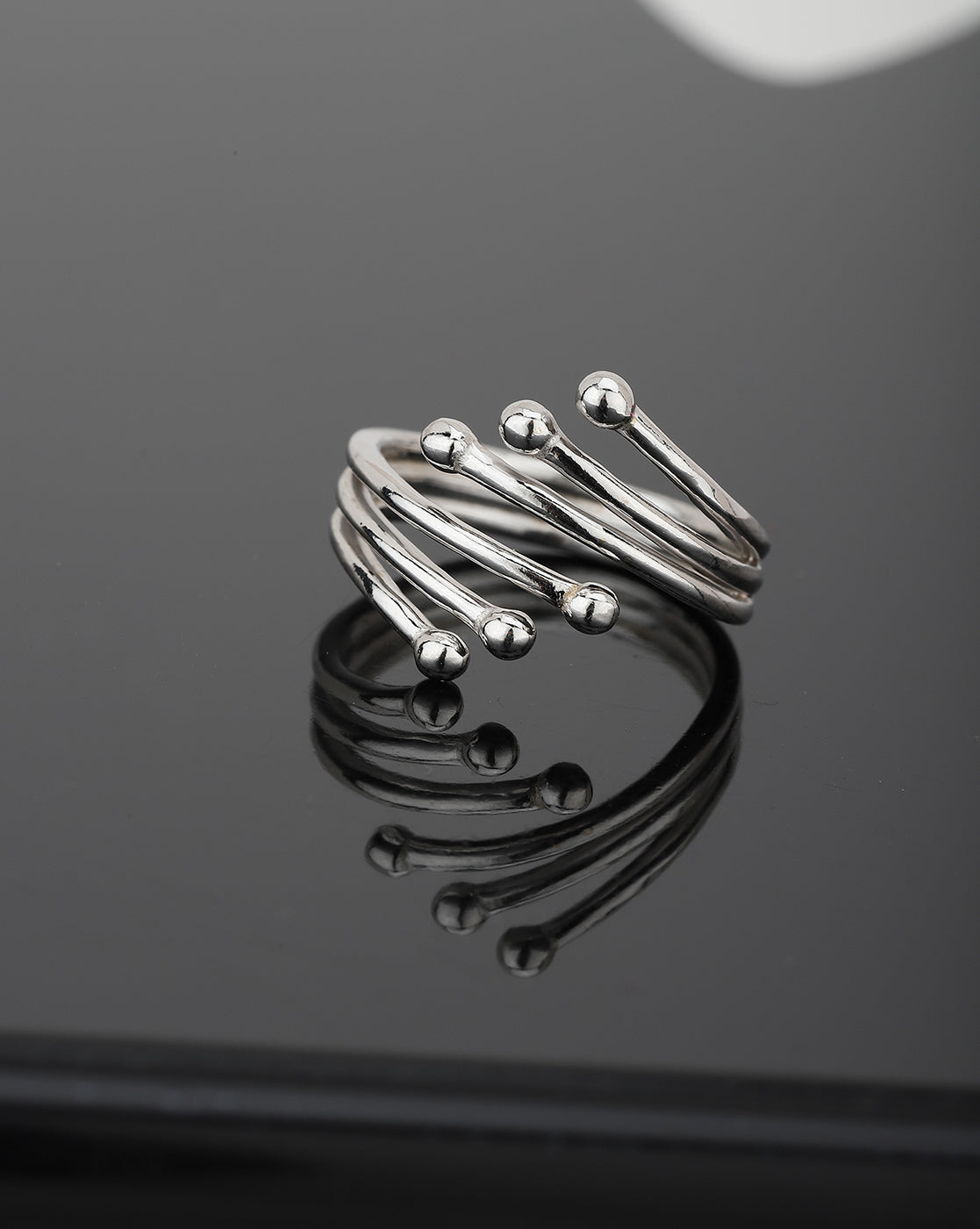 Carlton London Rhodium Plated Silver Toned Adjustable Contemporary Finger Ring For Women