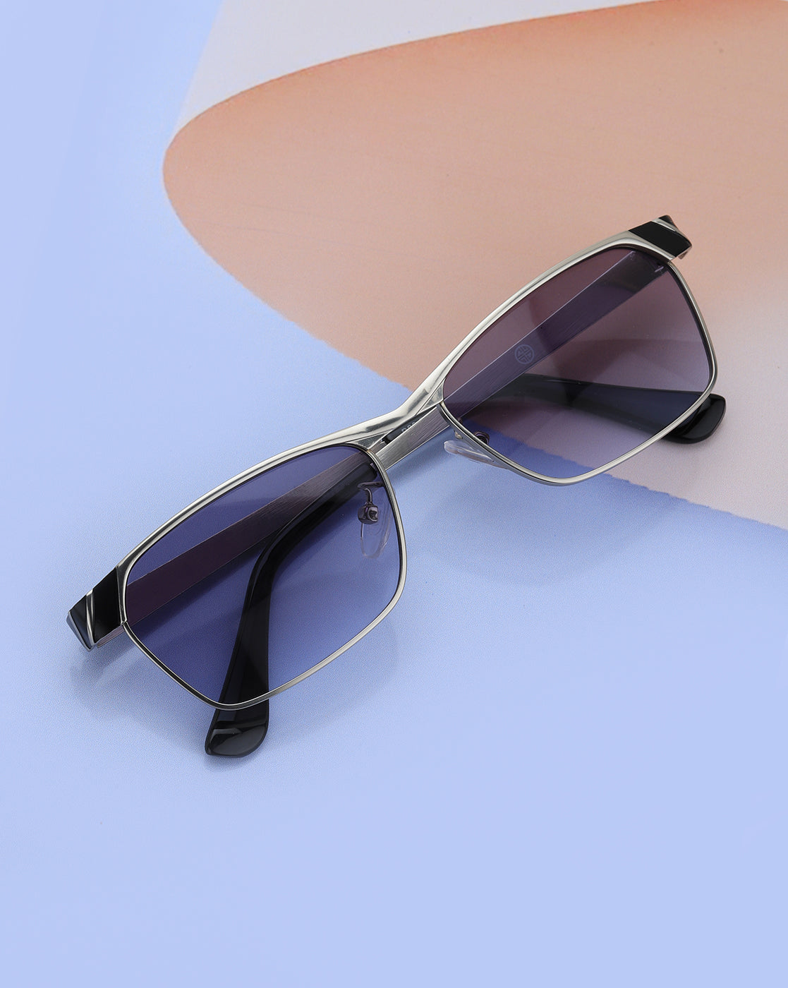 Silver & Black Toned with UV Protected Rectangle Sunglass for men