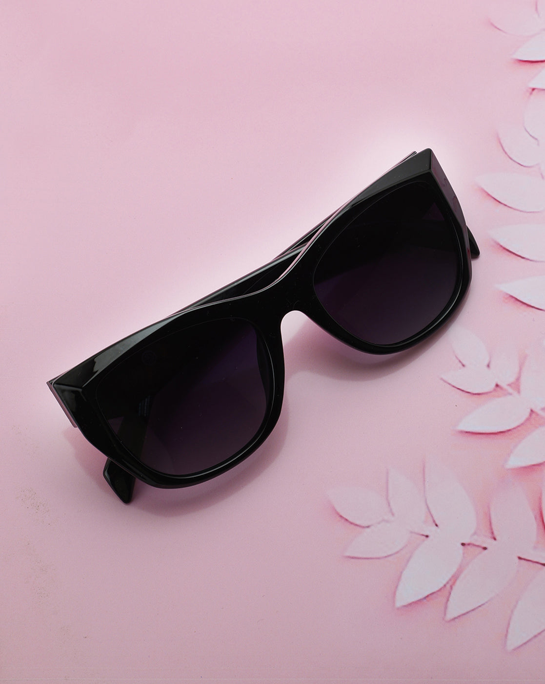 Black Toned with Polarises Lens Oversized Sunglass for women