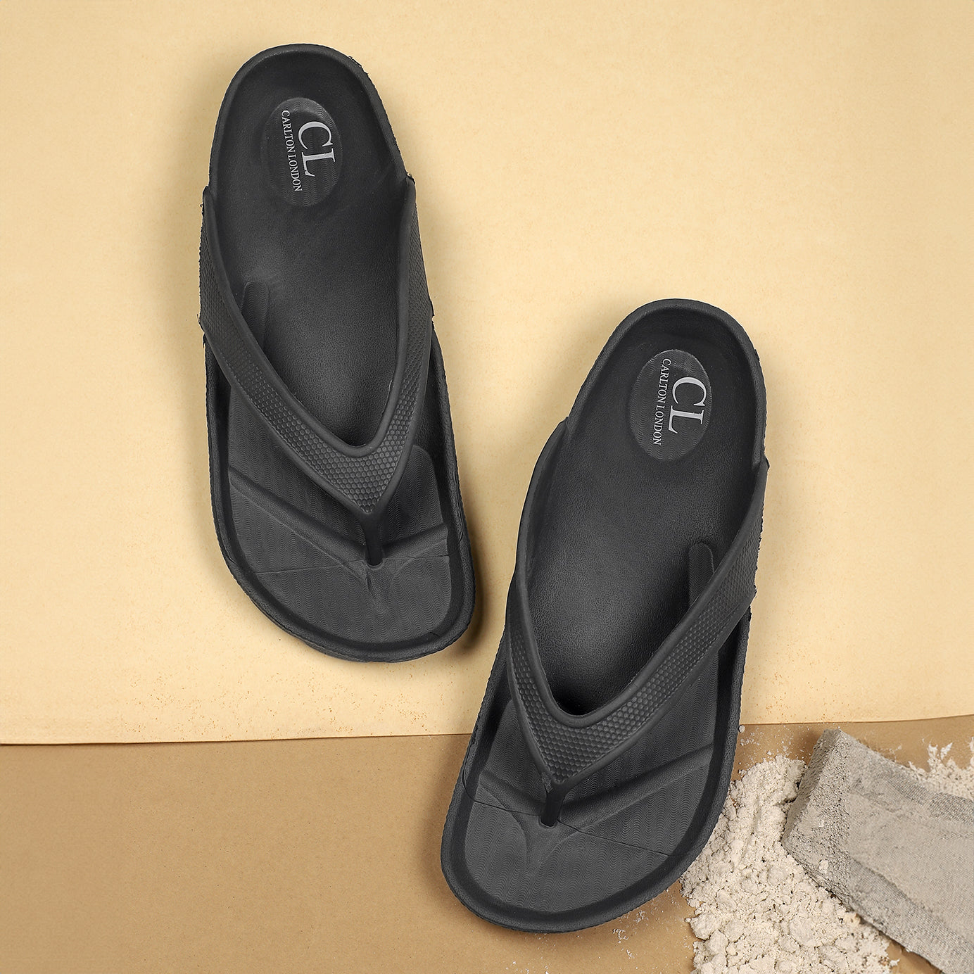 Men Textured Comfort Thong Sandals