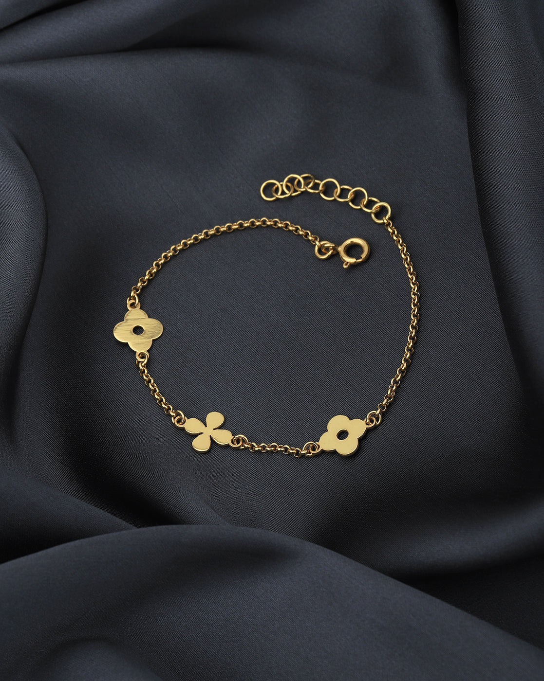 18kt Gold Plated Floral Charm Bracelet