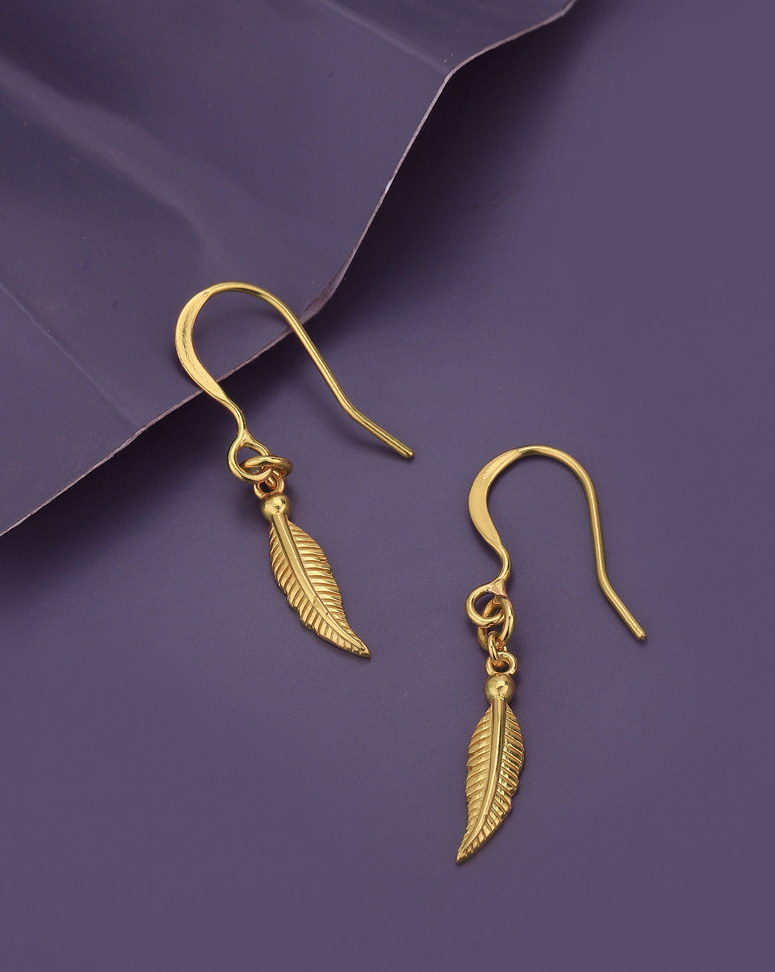 18kt Gold Plated Dangling Leaf Drop Earring for women