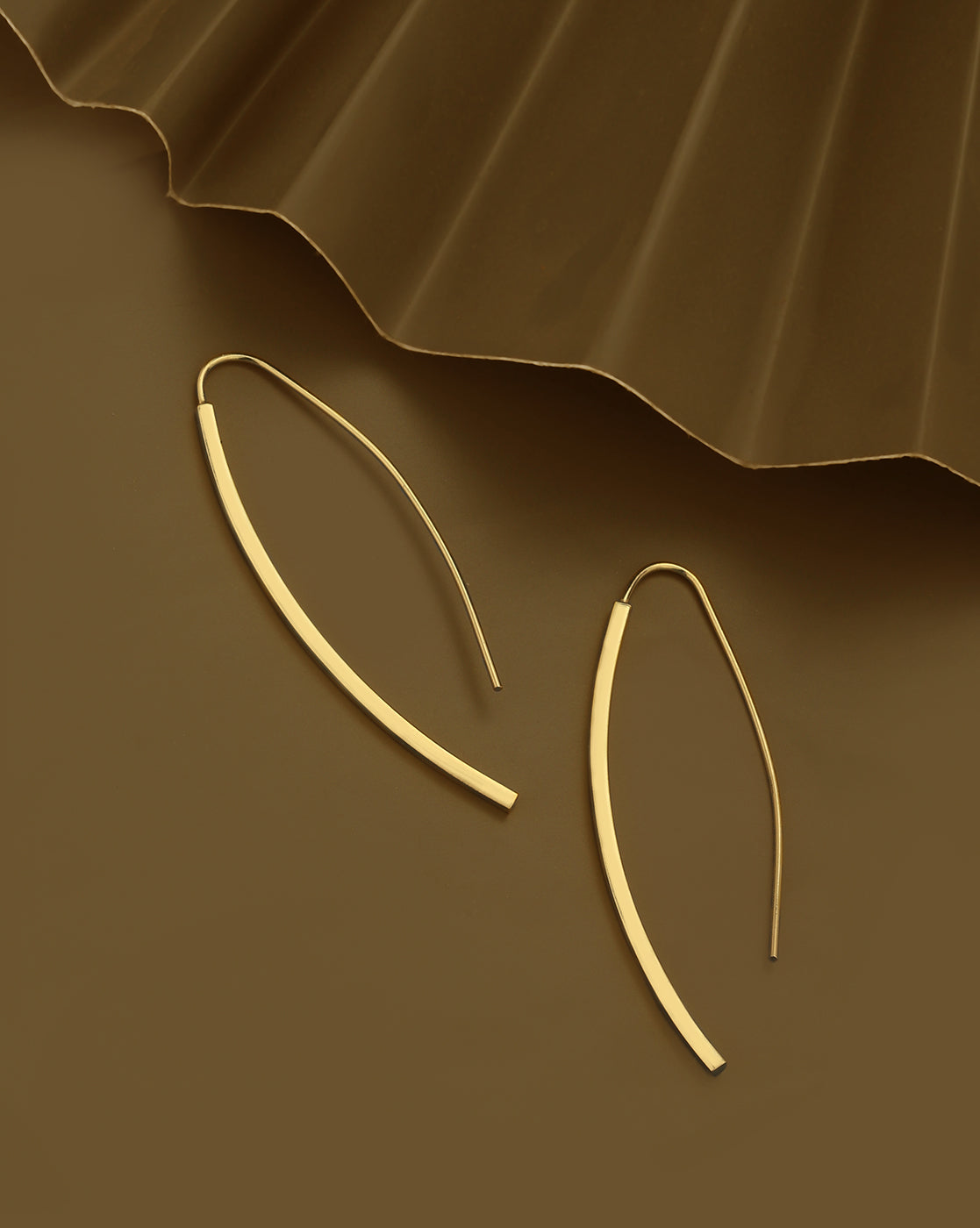 18kt Gold Plated Oval Ear Hook Earring for women