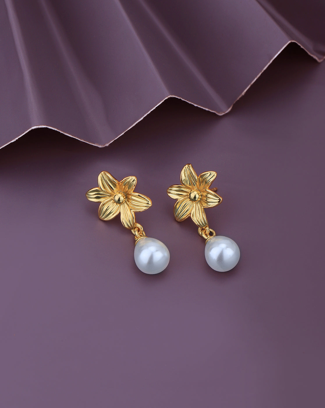 18kt Gold Plated with Pearl Floral Drop Earring