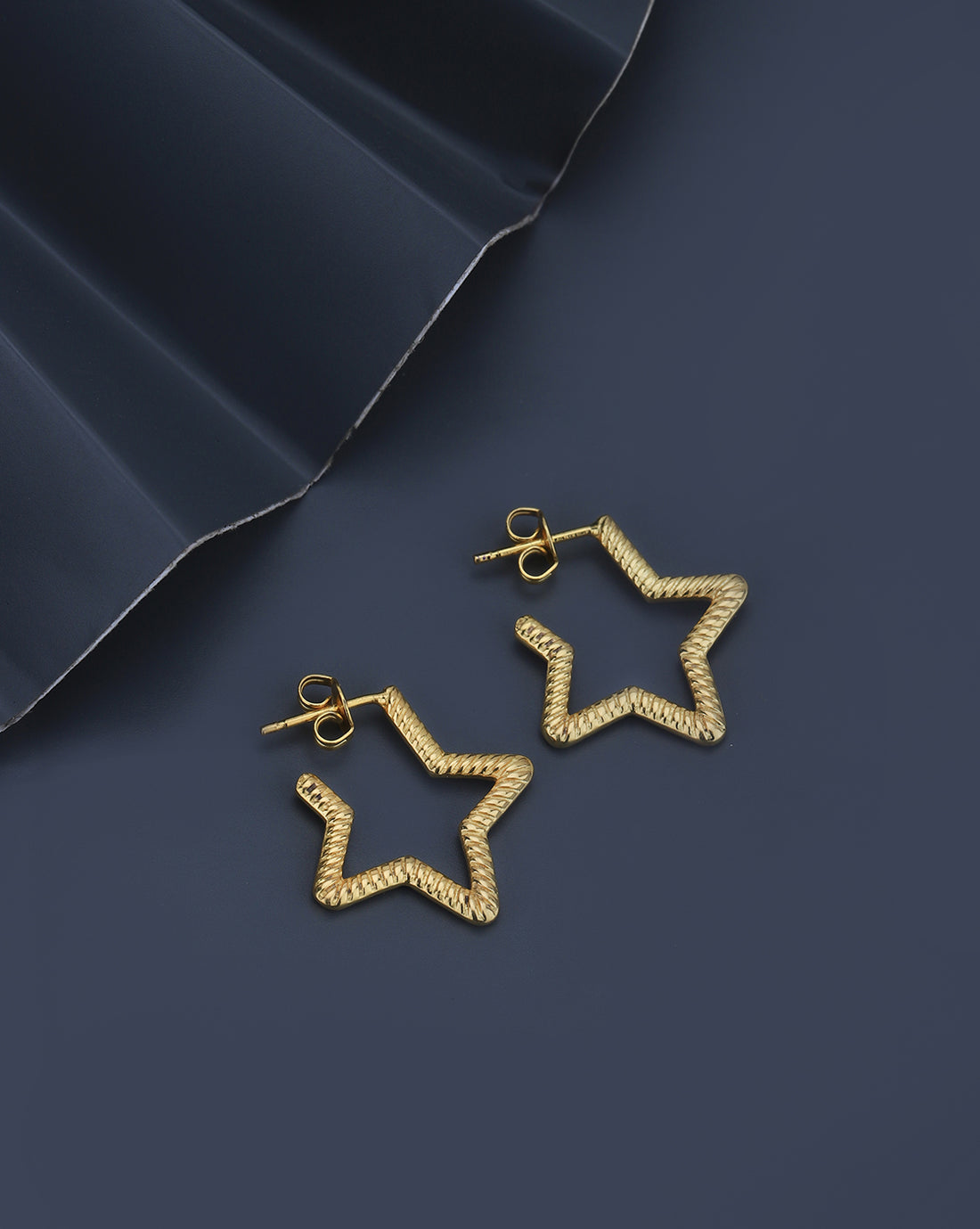 18kt Gold Plated Star Half Hoop Earring