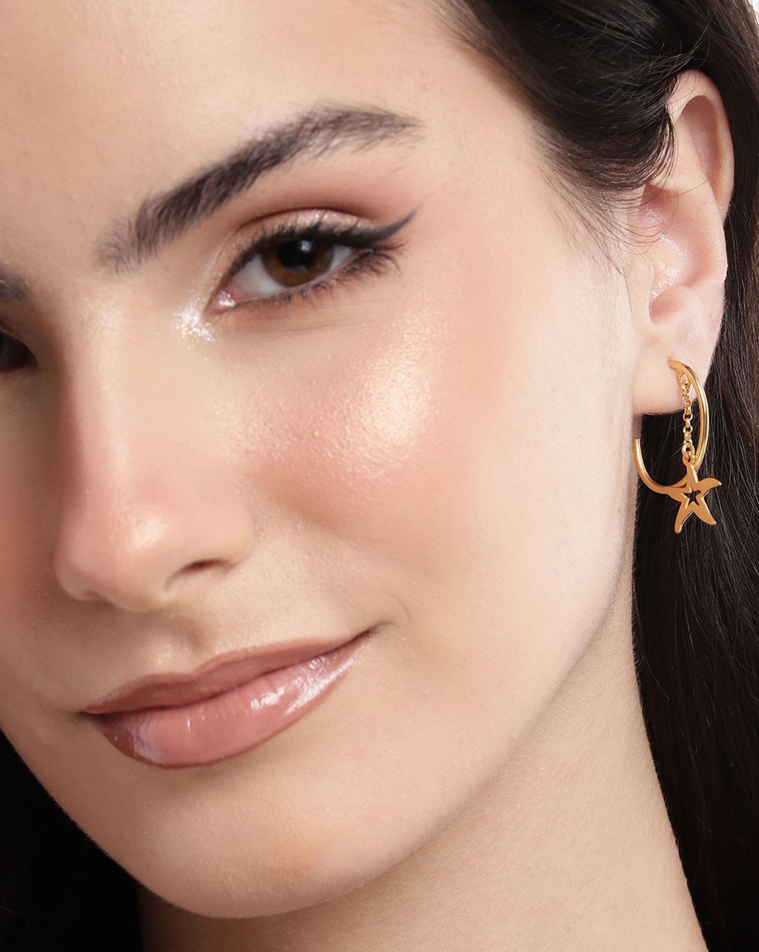 18kt Gold Plated Dangling Star Drop Earring