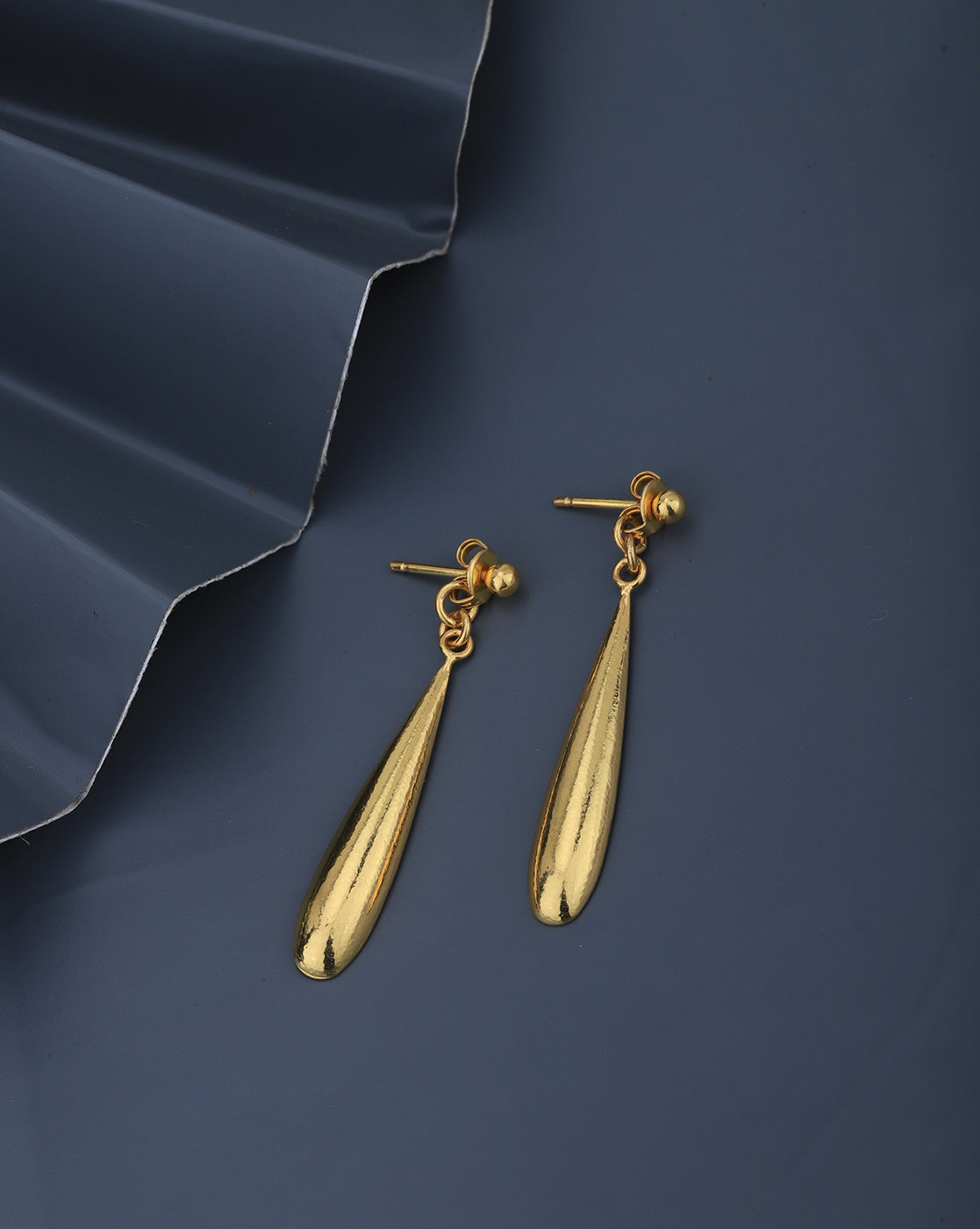 18kt Gold Plated Teardrop Dangling Earring