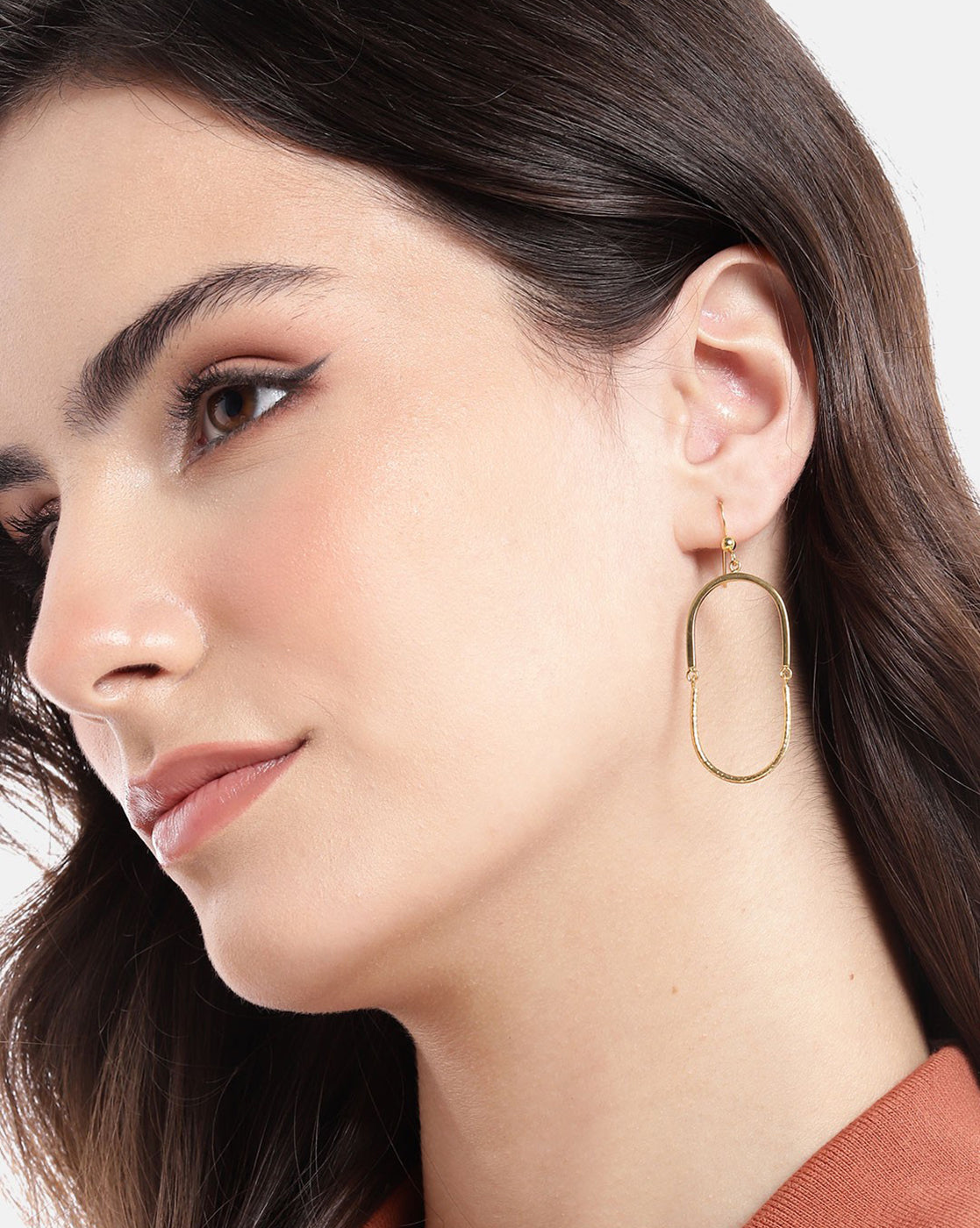 18kt Gold Plated Oval Drop Earring