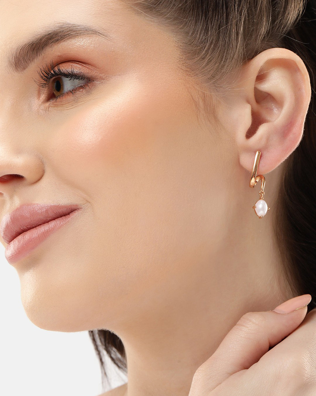18kt Rose Gold Plated with Pearl Contemporary Drop Earring