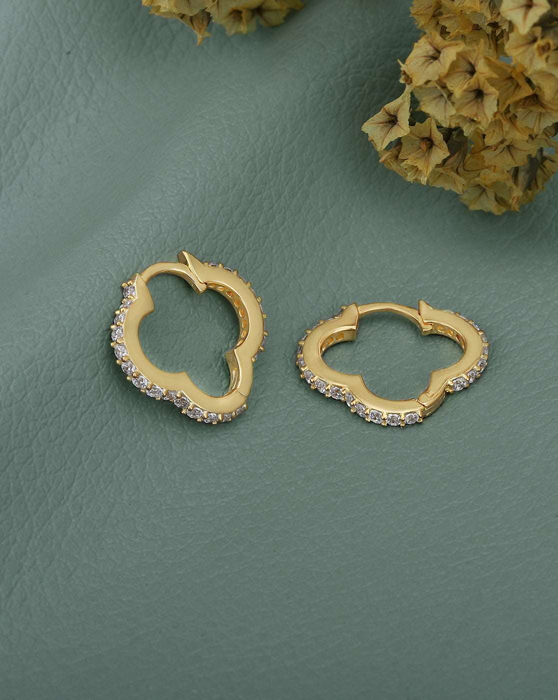 18kt Gold Plated with CZ 4-CLOVER Hoop Earring