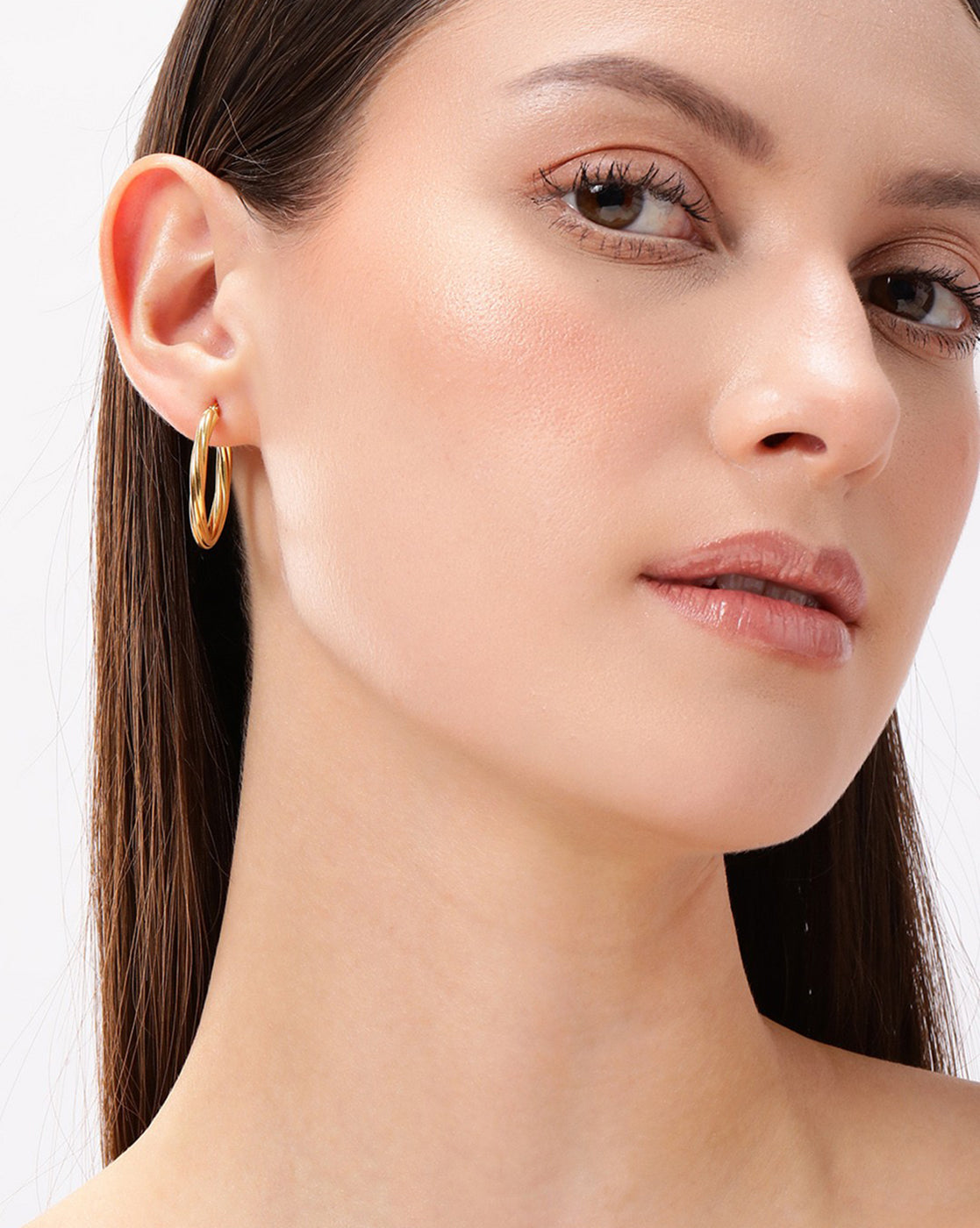 18kt Gold Plated Oval Hoop Earring