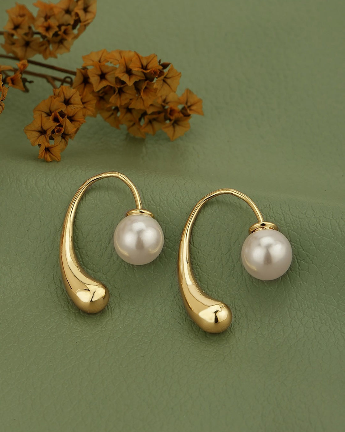 Gold Plated Pearl Fancy Half Hoop Front Back Earring