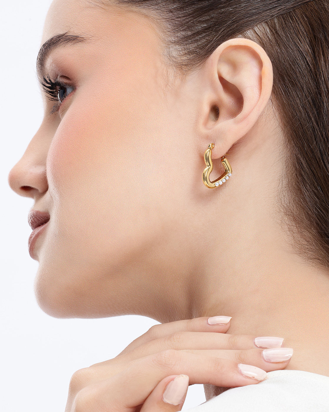 18kt Gold Plated Pearl and Heart Hoop Earring