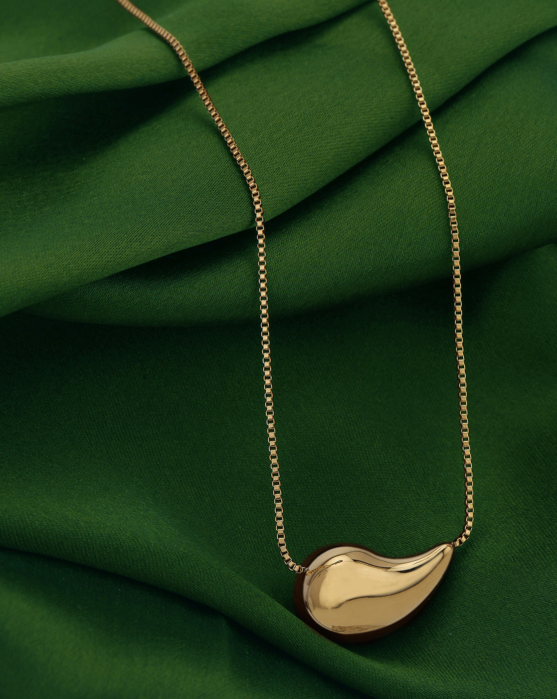 18kt Gold Plated Stainless Steel Tear Drop Necklace