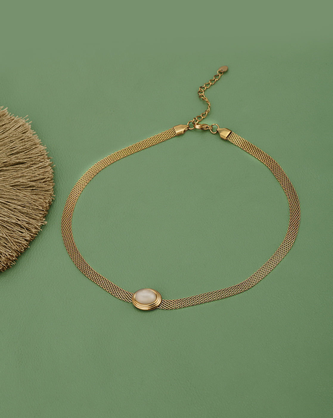 18kt Gold Plated Stainless Steel White Cat Eye Fancy Chain Necklace