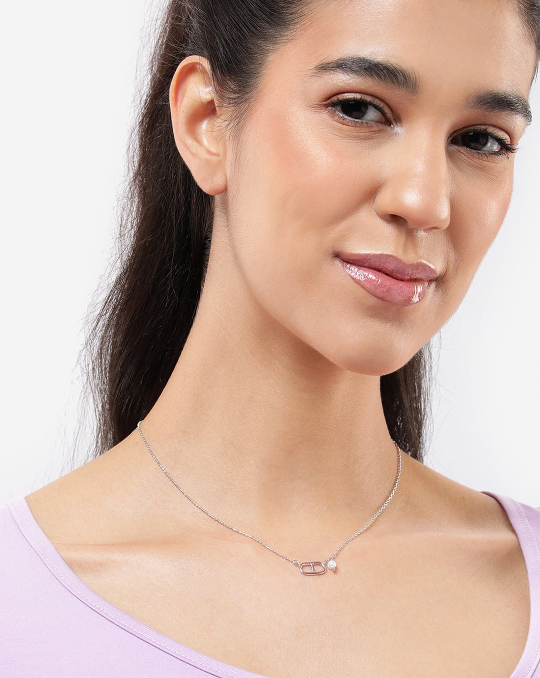 Rhodium Plated Minimal Pearl Necklace