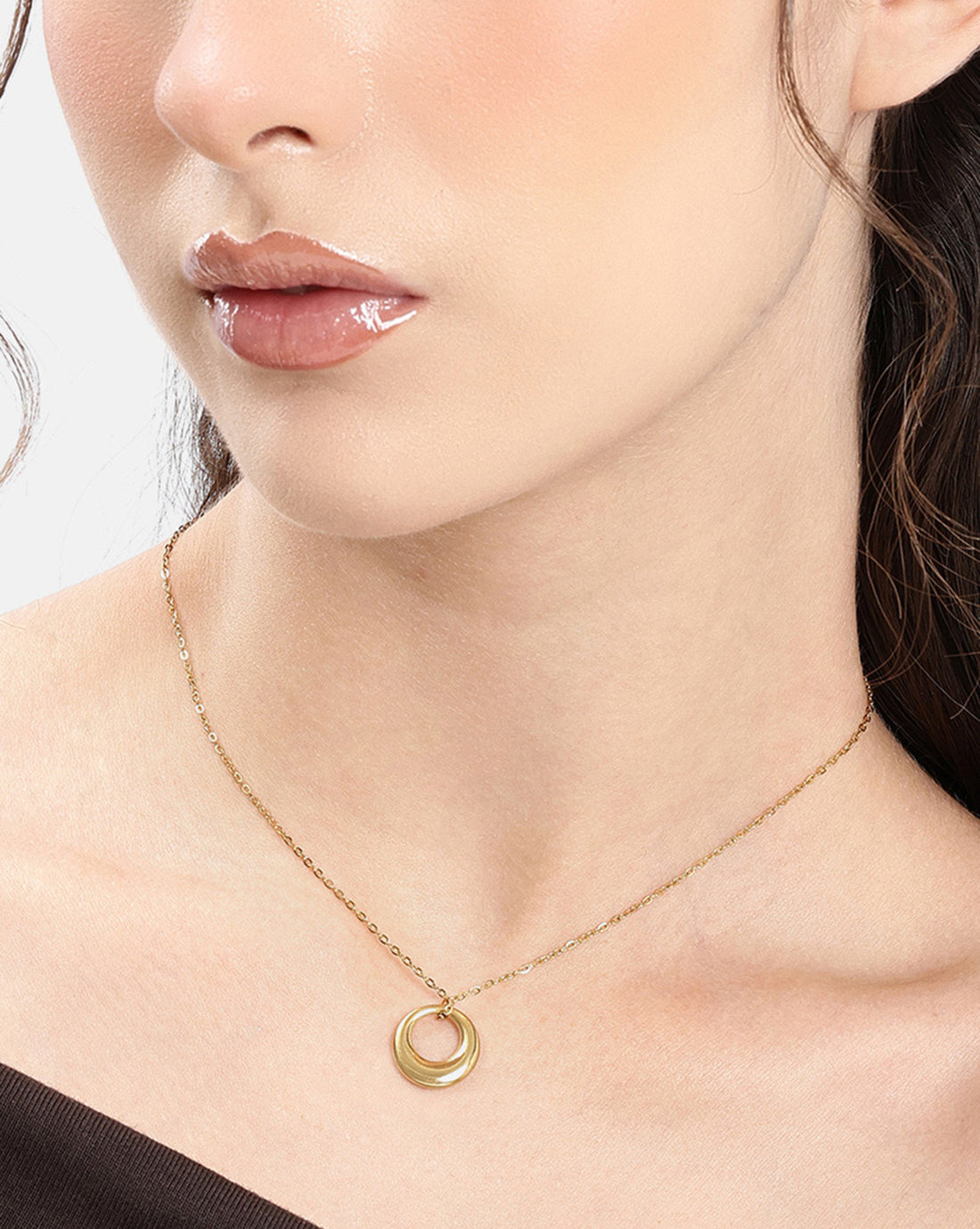 Gold Plated Circular Pendant and Chain