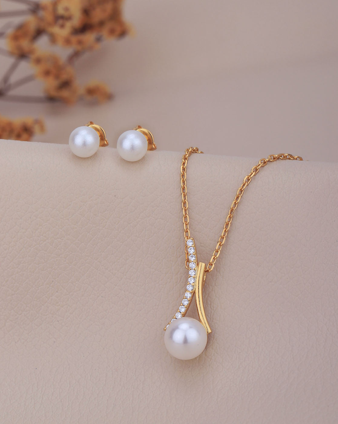 18kt Gold Plated with Pearl Fancy Necklace with Earring Set for women