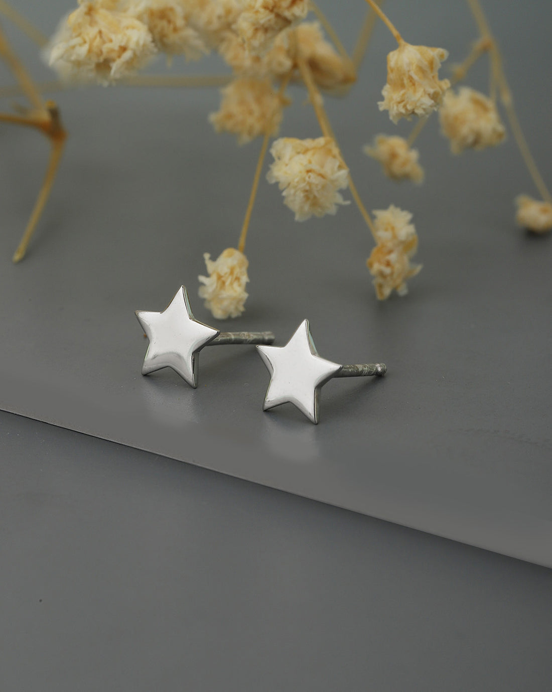 Carlton London 925 Sterling Silver Rhodium Plated Solid Star Stud Earring For Women