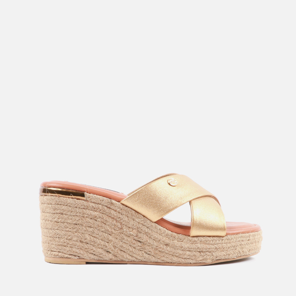 Low wedge 2024 thong sandals