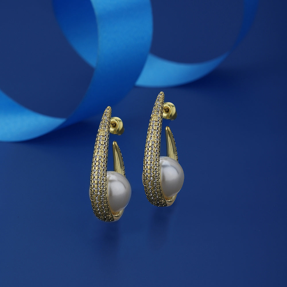 Carlton London Premium Jwlry-Gold & White Toned Pearls Studded Gold-Plated Teardrop Shaped Handcrafted Half Hoop Earrings Fje4148