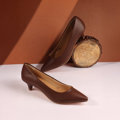 Women Textured Work Kitten Pumps