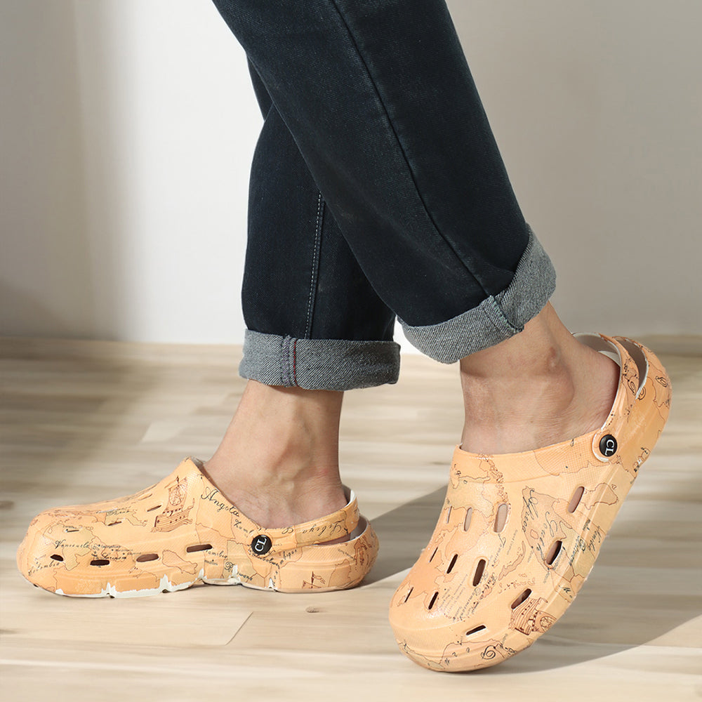 Men Printed Patterned Slip On Clogs