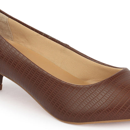 Women Textured Work Kitten Pumps