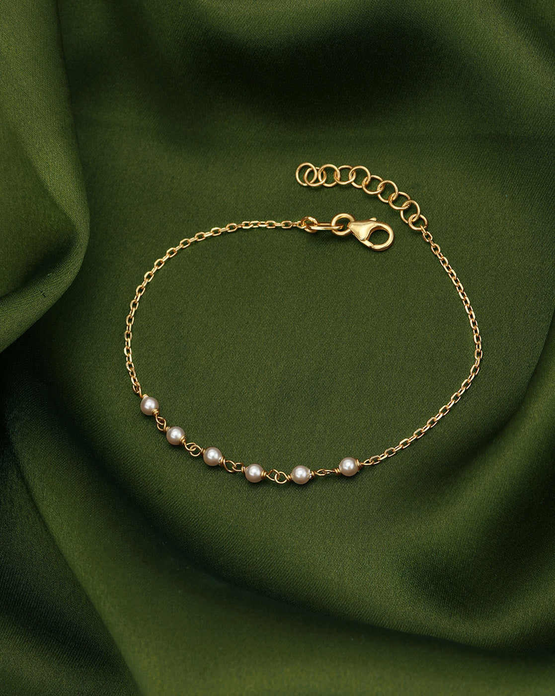 18kt Gold Plated Delicate Pearl Bead Adjustable Bracelet