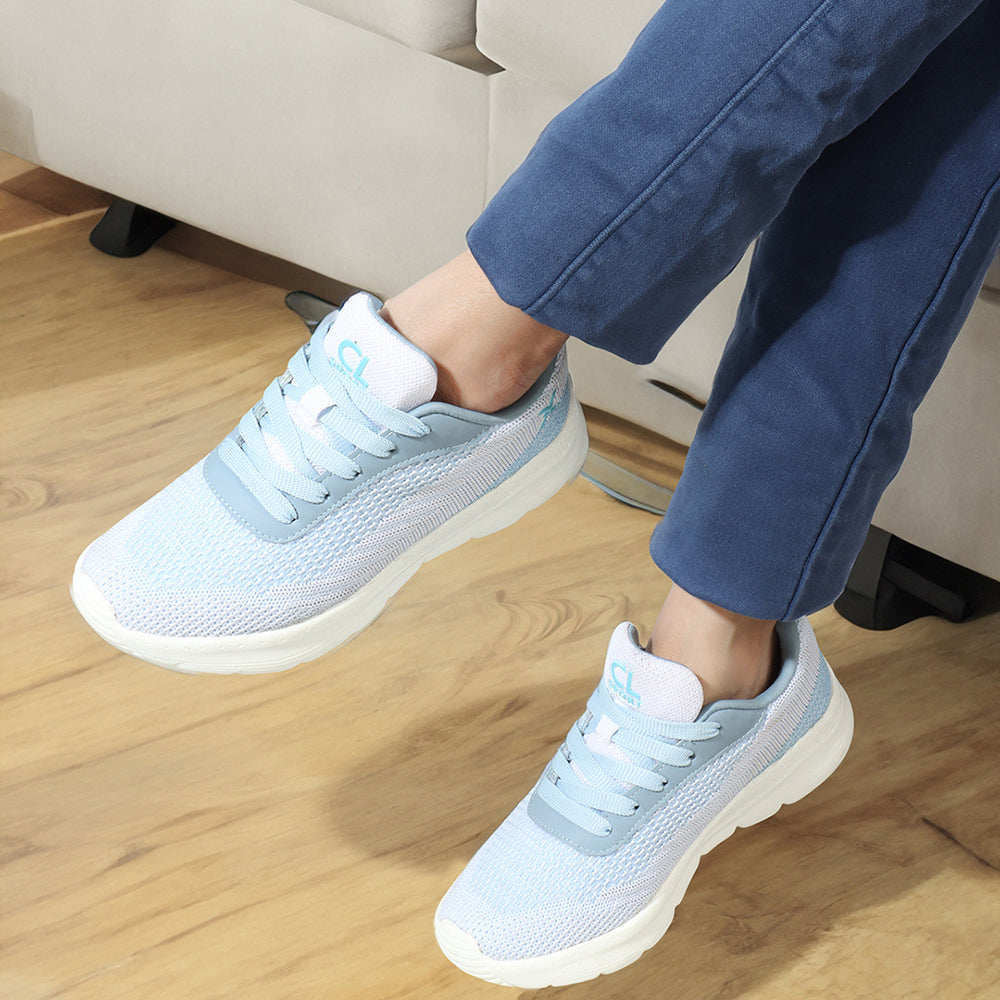 Women Mesh Flyknit Technology Lace-Up Sports Shoes