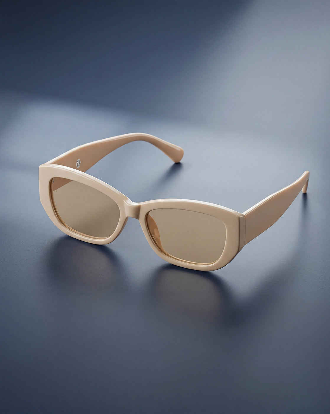 Women Cream Toned UV Protected Clear Lens Cateye Sunglasses