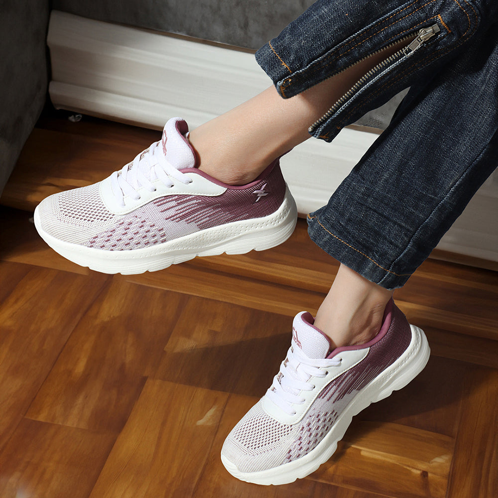 Women Mesh Flyknit Technology Lace-Up Sports Shoes